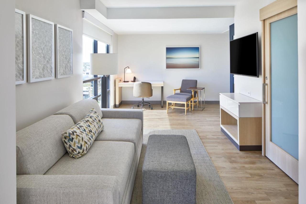 Springhill Suites By Marriott Jacksonville Beach Oceanfront Exterior photo