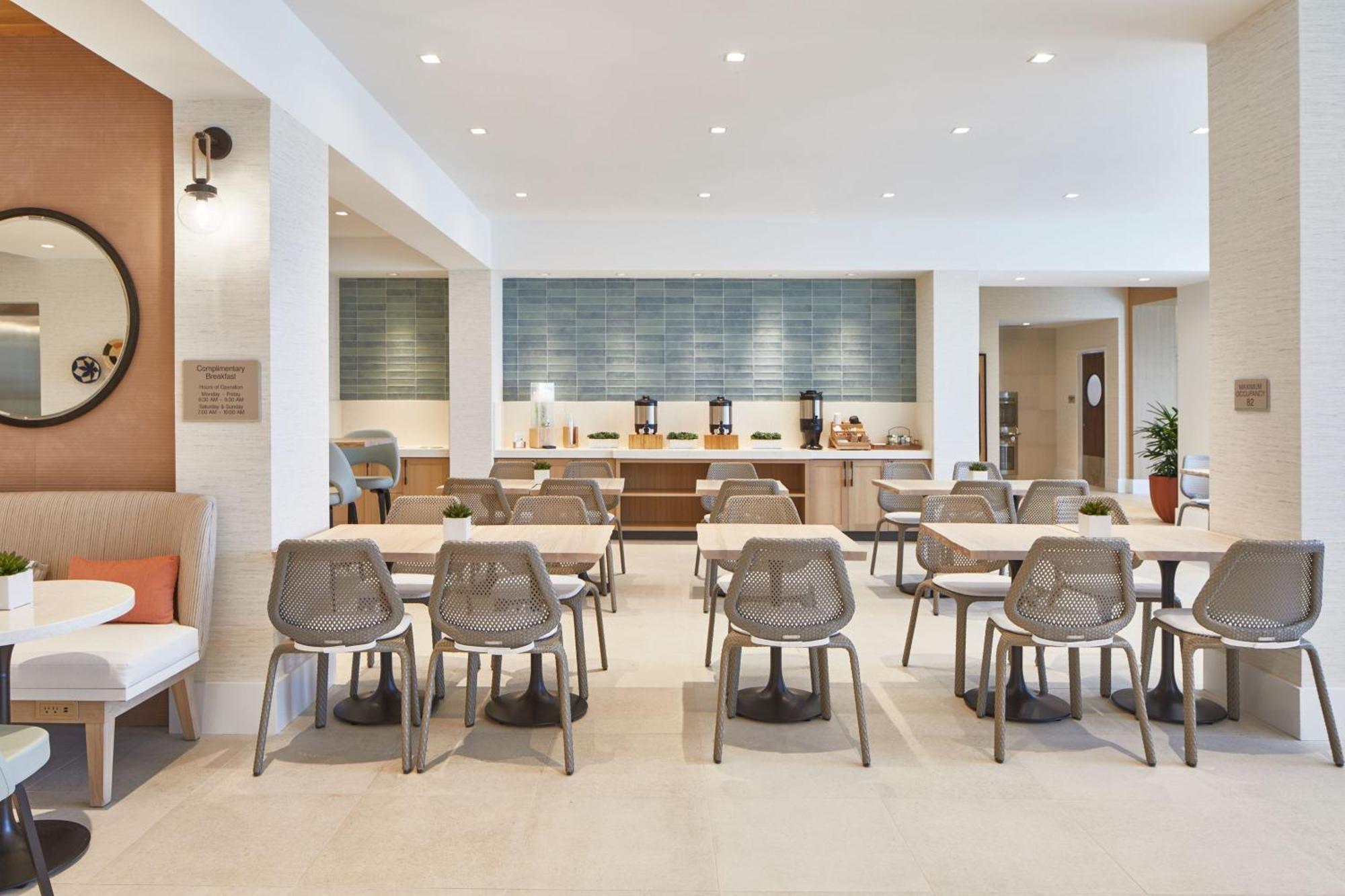 Springhill Suites By Marriott Jacksonville Beach Oceanfront Exterior photo